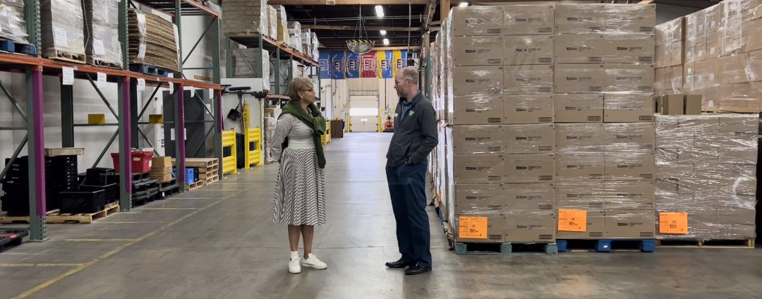 FEEDING AMERICA CEO VISITS SECOND HARVEST – JULY 1